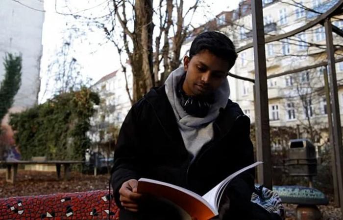 Broken
      promises:
      Indian
      students
      at
      a
      Berlin
      university
      face
      deportation
      instead
      of
      graduation