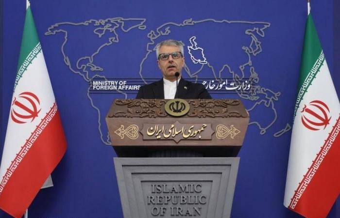 تحقيقات
      إسرائيلية:
      جنودنا
      تلقوا
      رشى
      من
      فلسطينيين
      يبحثون
      عن
      عمل