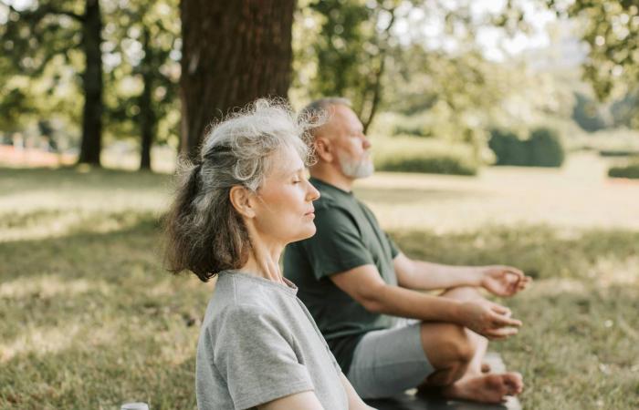 نجحوا
      في
      «تغيير
      حياة
      الناس»...
      الملك
      تشارلز
      يكرّم
      ألف
      شخصية
      بريطانية