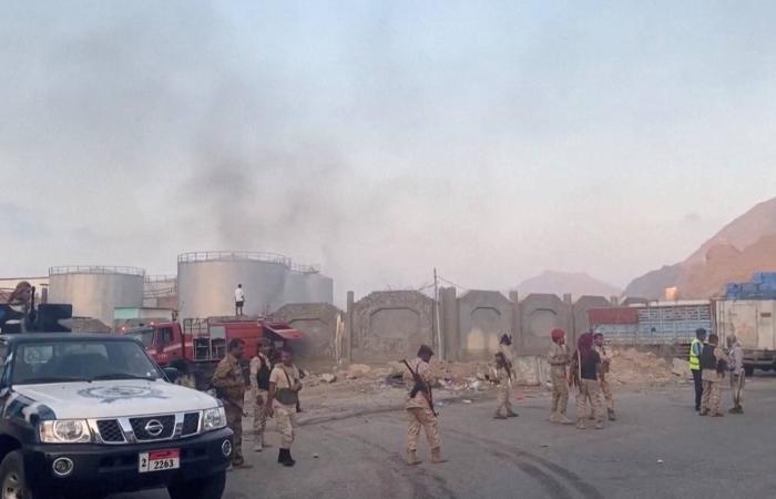 مصر
      تتابع
      التطورات
      في
      اليمن
      وتثمن
      التعامل
      البنّاء
      للسعودية
      والإمارات