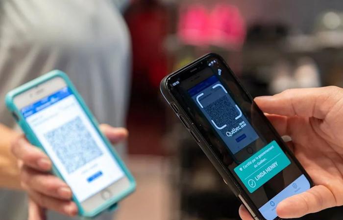 Were
      vaccine
      certificates
      a
      threat
      to
      liberty
      or
      the
      only
      option?
      Study
      considers
      if
      they
      should
      ever
      be
      used
      again