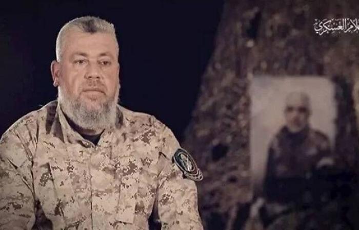 أسير
      محرر
      كان
      مقرباً
      من
      السنوار
      يقود
      ثورة
      داخل
      «حماس»
      بغزة
      ويُغضب
      بعض
      قادتها