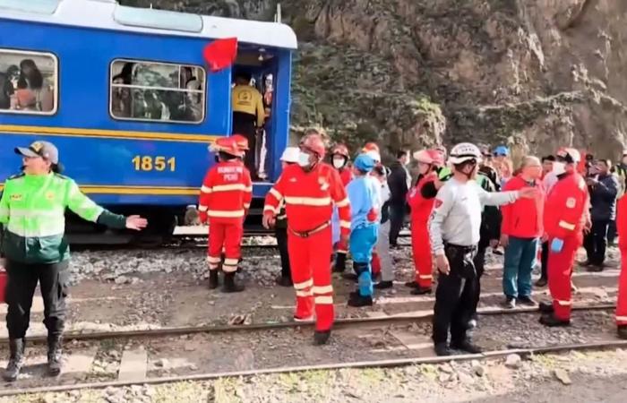 عند موقع أثري شهير في بيرو.. حادث تصادم عنيف بين قطارين قرب ماتشو بيتشو