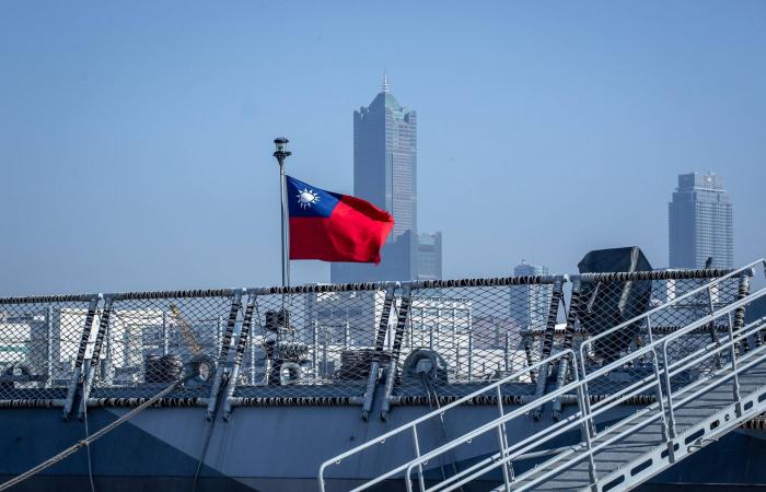 الصين
      تندد
      بالانتقادات
      «غير
      المسؤولة»
      لمناوراتها
      العسكرية
      حول
      تايوان