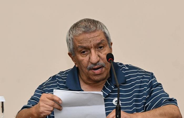 قراءات
      المثقفين
      الخليجيين...
      الرواية
      تؤكد
      حضورها
      بجديدها
      وقديمها