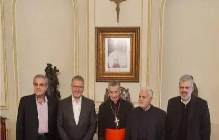 الرئيس
      اللبناني:
      شبح
      الحرب
      أصبح
      بعيداً
      من
      دون
      أن
      يعني
      ذلك
      إقصاءه