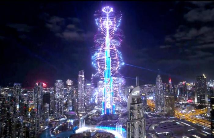 بعروض "استثنائية".. دبي تدخل عام 2026