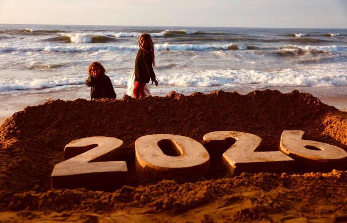 القوات
      الإسرائيلية
      تفجر
      آخر
      منزل
      في
      بلدة
      مروحين
      جنوب
      لبنان