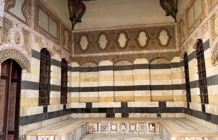 بيوت
      دمشق
      العتيقة
      لاستعادة
      بريقها
      بعد
      «سنوات
      عجاف»