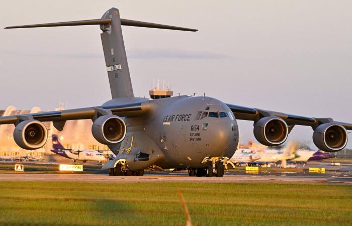 المحكمة
      العليا
      البرازيلية
      ترفض
      طلب
      بولسونارو
      تحويل
      عقوبة
      حبسه
      إلى
      إقامة
      جبرية