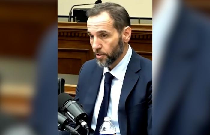 قاد قضيتان لمساءلة ترامب.. لجنة في مجلس النواب تنشر فيديو إفادة المستشار جاك سميث