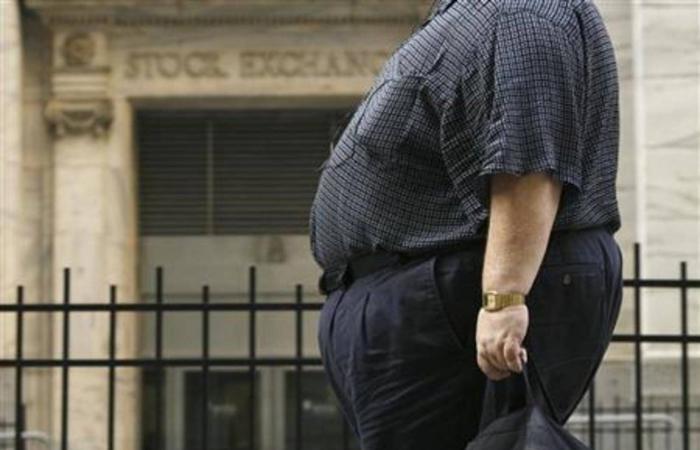 5
      زيوت
      طبيعية
      لعلاج
      جفاف
      البشرة
      في
      فصل
      الشتاء