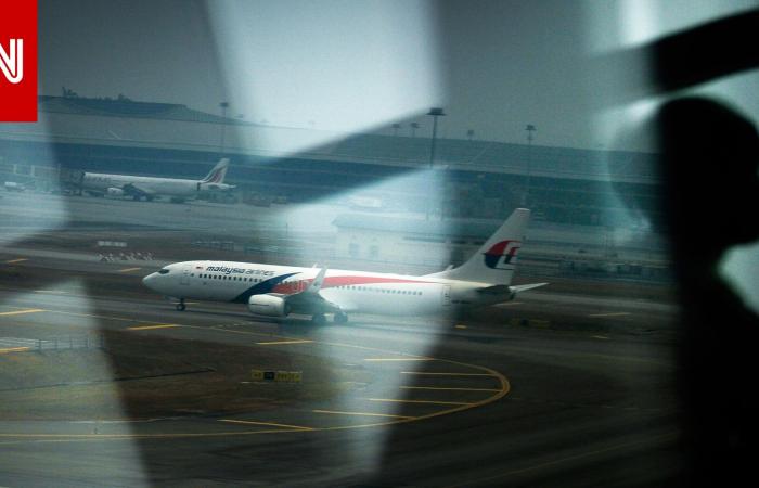 متابعة: محاولة جديدة لفك أحد أكثر ألغاز الطيران غموضا.. اختفاء الطائرة الماليزية وعلى متنها 239 شخصا