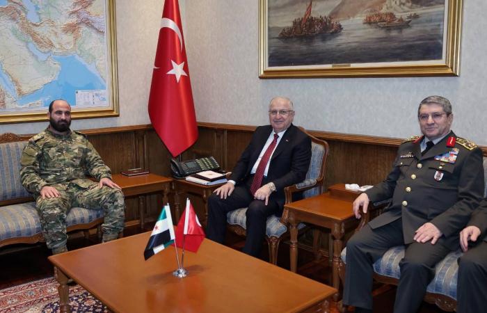 قبل
      شهر
      من
      «7
      أكتوبر»....
      إسرائيل
      طلبت
      زيادة
      الأموال
      من
      قطر
      لغزة