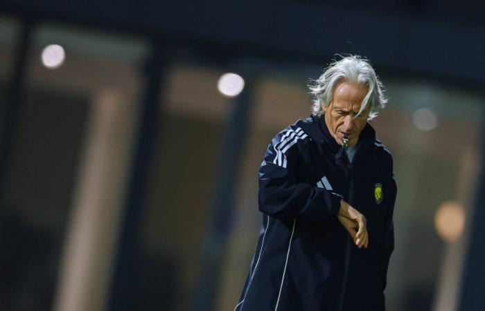 جدة
      تستضيف
      «خليجي
      27»
      سبتمبر
      المقبل