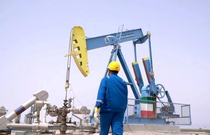 النفط الكويتي يتراجع 1.09 دولار للبرميل