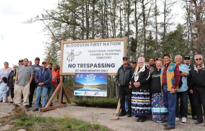 Moose
      hunting
      disputes
      show
      governments
      need
      game
      plan
      to
      share
      public
      assets:
      expert