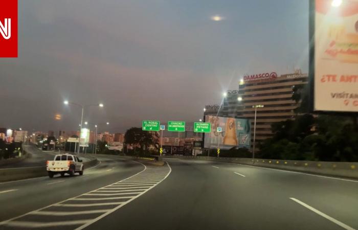 متابعة: كاميرا CNN تتجول في ضواحي كاراكاس بعد قبض أمريكا على مادورو.. وهذا ما رصدته