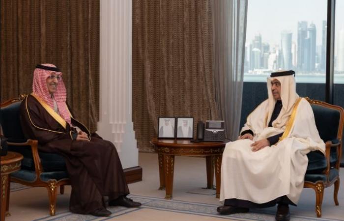 وزير المالية يجتمع مع نظيره السعودي