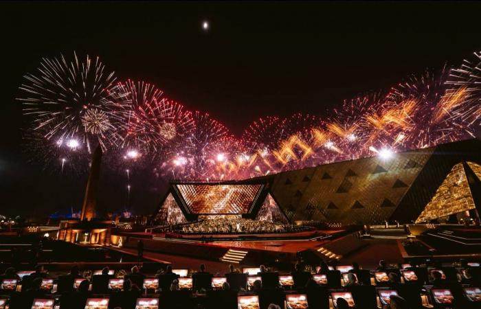 «الغريب»
      لفرنسوا
      أوزون...
      اختبار
      سينمائي
      لفلسفة
      العبث