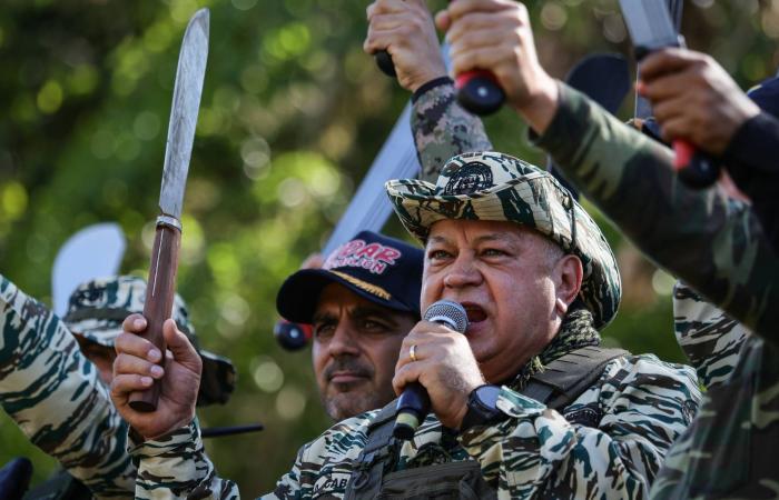 فنزويلا
      تفرج
      عن
      «عدد
      كبير»
      من
      السجناء
      من
      بينهم
      أجانب