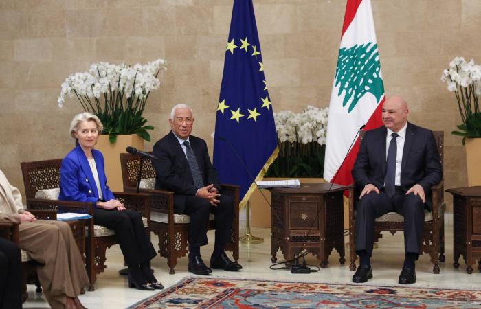 الجيش
      الإسرائيلي
      يختتم
      تدريبات
      على
      قمة
      جبل
      الشيخ
      السورية