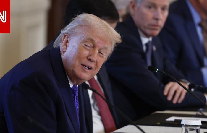 متابعة: ترامب عن غرينلاند: "أود إبرام صفقة بالطريقة السهلة وإن لم تتم فسنتبع الصعبة"