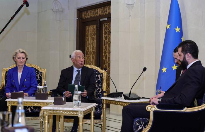 «الاتحاد
      الأوروبي»:
      722
      مليون
      دولار
      لإعادة
      إعمار
      سوريا...
      وسنواصل
      دعم
      لبنان