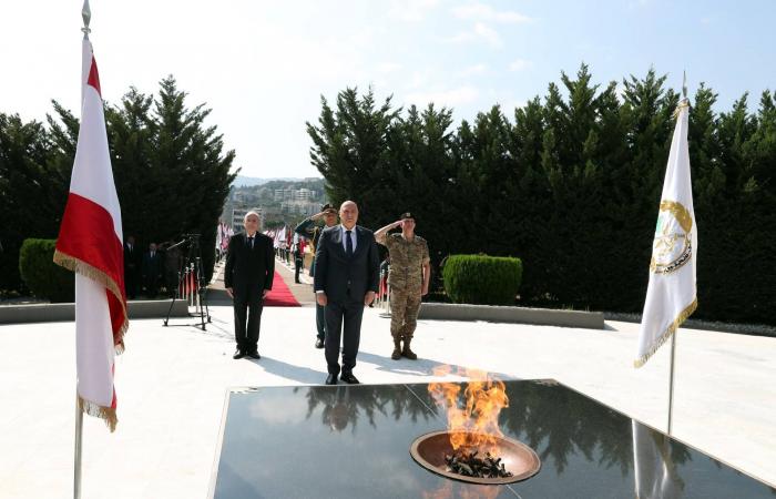 الجيش
      الأميركي
      يشن
      ضربات
      واسعة
      ضد
      أهداف
      لـ«داعش»
      في
      سوريا