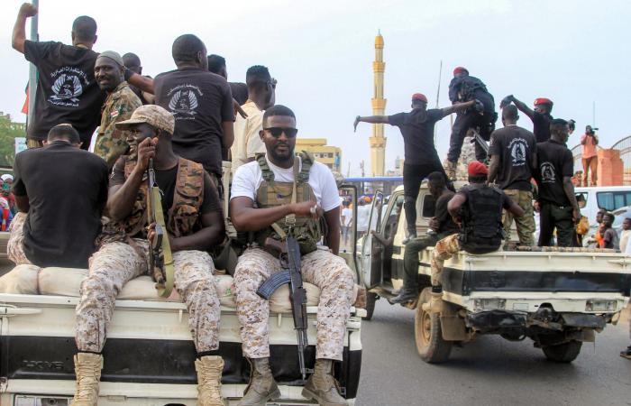 في اليوم الـ1000 للحرب.. الجيش السوداني يكشف حصيلة عملياته بأسبوع والبرهان: "النصر قريب على المتمردين"