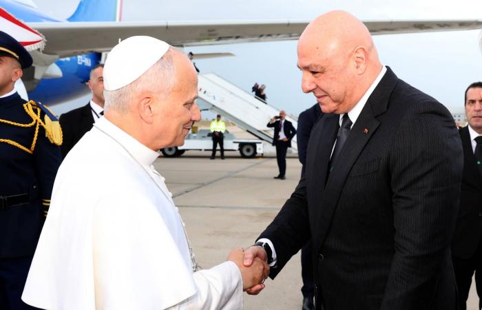 الجيش
      الأميركي
      يشن
      ضربات
      واسعة
      ضد
      أهداف
      لـ«داعش»
      في
      سوريا