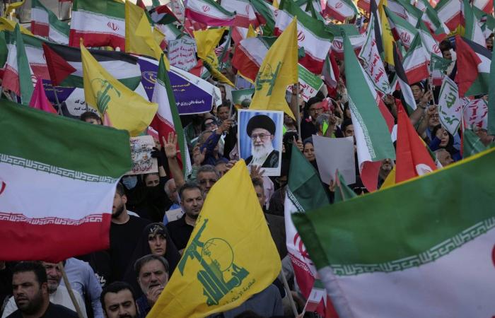 غزيون
      بمستشفى
      ناصر
      يخشون
      حرمانهم
      من
      رعاية
      «أطباء
      بلا
      حدود»