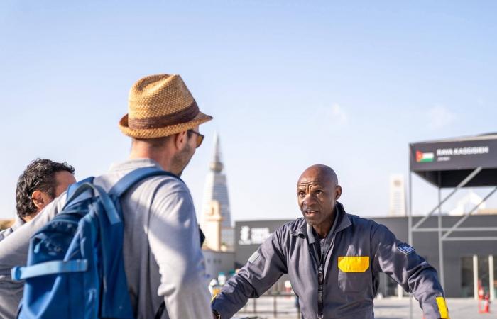 إيقاف
      تصوير
      فيلم
      لـ«نيكولاس
      كيدج»
      في
      لندن
      بسبب
      مخاوف
      من
      رفع
      علم
      النازية