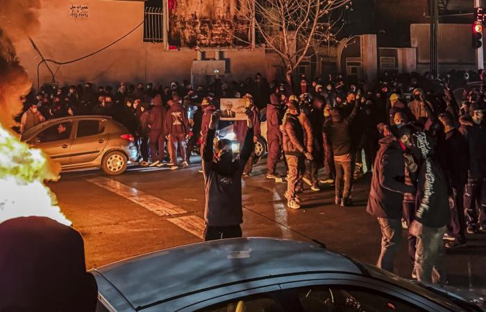 كيف ردت الصين على تهديد ترامب باستخدام القوة ضد إيران؟