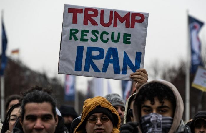 كيف سيواجه النظام الإيراني الاحتجاجات بعد تهديدات ترامب؟.. خبراء يجيبون CNN