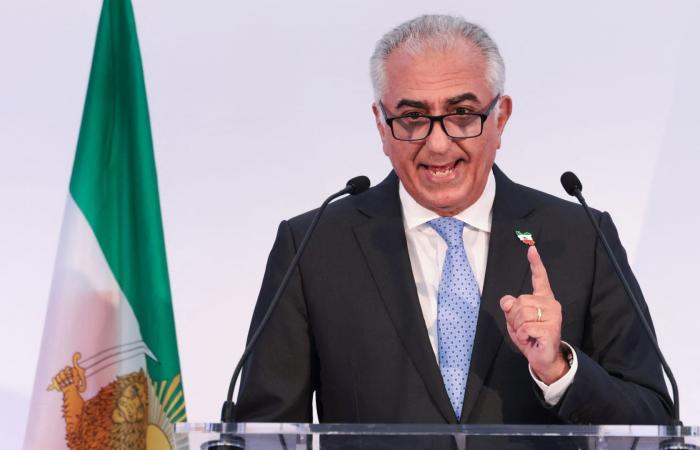 رضا بهلوي يوجه "رسالة" إلى الجيش الإيراني بشأن الاحتجاجات