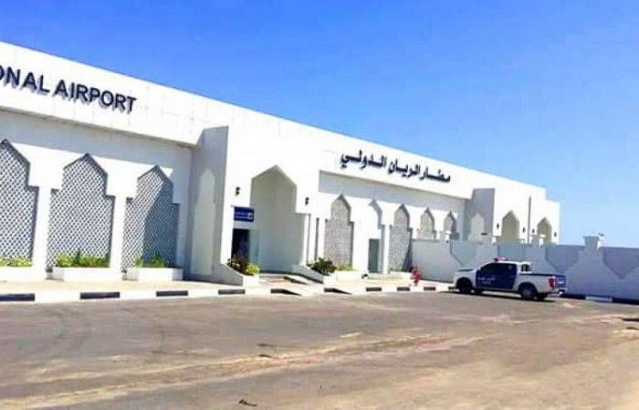 عودة
      الحركة
      الجوية
      إلى
      حضرموت
      مع
      استئناف
      تشغيل
      مطار
      سيئون