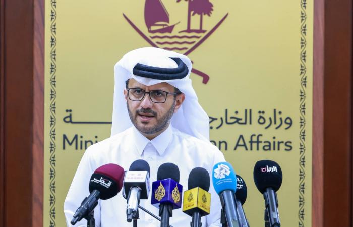 «اتفاق
      غزة»...
      لقاءات
      غير
      مباشرة
      للفصائل
      في
      القاهرة
      لدفع
      المرحلة
      الثانية