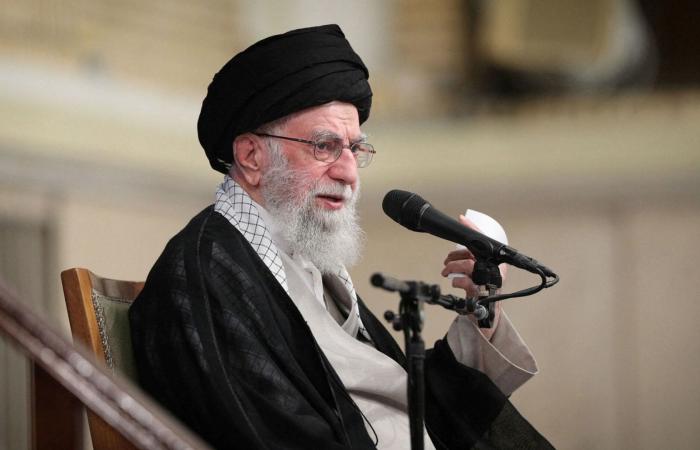 خبير لـCNN: إيران تواجه "لحظة مصيرية".. والمرشد الأعلى "لن يبقى بمنصبه لفترة طويلة"