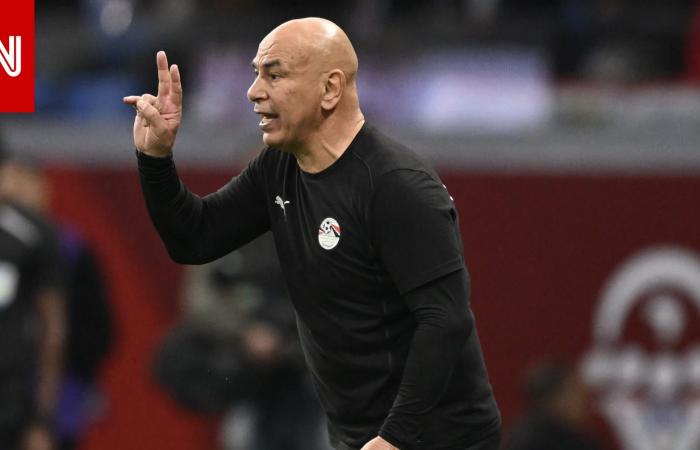 متابعة: إشارة "مُثيرة" من حسام حسن للجماهير بعد خسارة مصر أمام السنغال