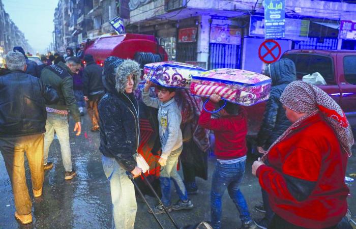 قبل
      اجتماع
      مع
      فانس...
      الدنمارك
      وغرينلاند
      تعززان
      وجودهما
      العسكري
      بالجزيرة