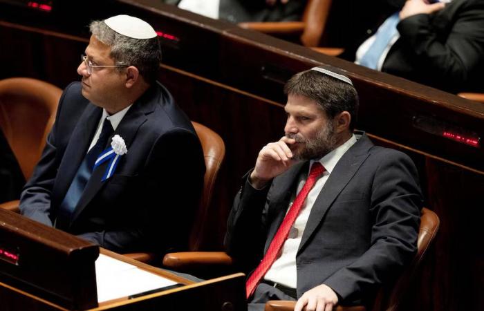 إيران
      تغلق
      مؤقتا
      مجالها
      الجوي
      أمام
      معظم
      الرحلات 