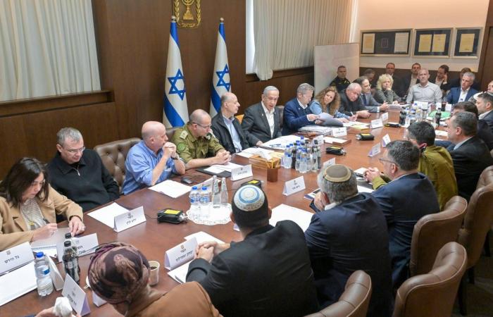 أميركا
      تحذر
      رعاياها
      في
      إسرائيل
      وتحثهم
      على
      التأكد
      من
      صلاحية
      جوازات
      سفرهم