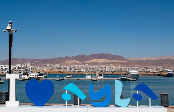 مهرجان
      فيلنيوس
      للأضواء...
      معرض
      مفتوح
      في
      الهواء
      الطلق
      لليال
      ثلاث