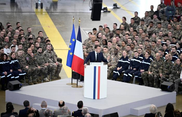 الأوروبيون
      ينشرون
      قوة
      عسكرية
      «رمزية»
      في
      غرينلاند
      لمواجهة
      أطماع
      واشنطن