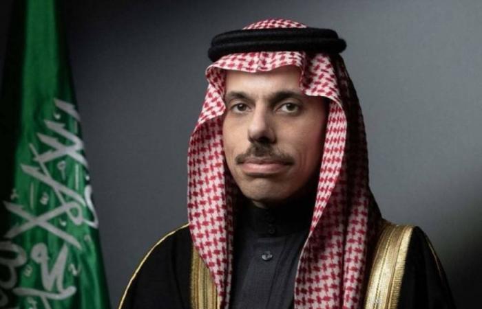 وزير الخارجية السعودي يبحث مع نظيريه العماني والإيراني مستجدات الأوضاع الإقليمية