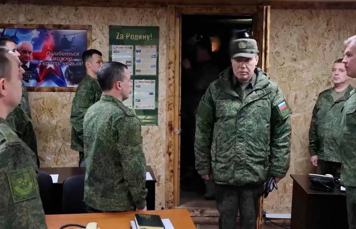 الكرملين
      منفتح
      على
      حوار
      مع
      واشنطن
      حول
      التسوية
      ويتهم
      زيلينسكي
      بعرقلتها