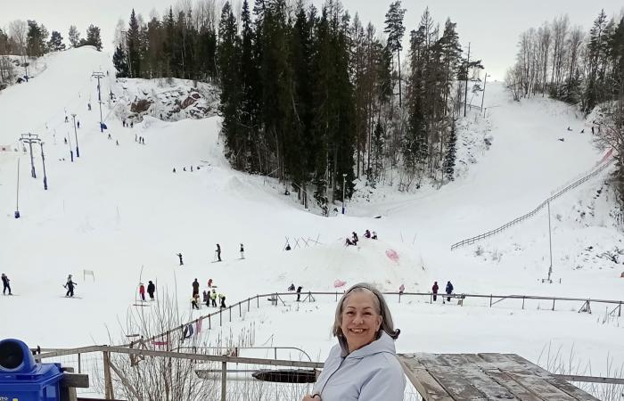 صدمة ثقافية.. أمريكية تُفاجأ بالهدوء الشديد والشتاء القاسي في السويد