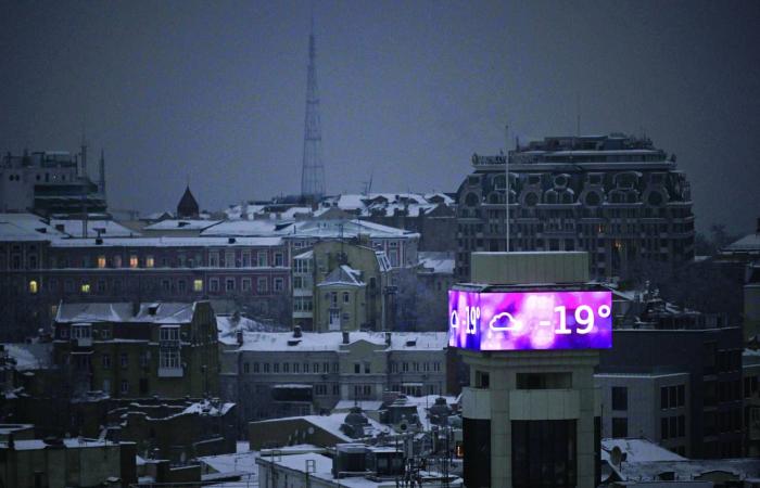 5
      نشطاء
      مؤيدين
      للفلسطينيين
      ينفون
      تهمة
      اقتحام
      قاعدة
      عسكرية
      بريطانية