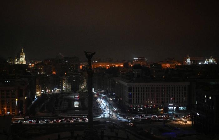 5
      نشطاء
      مؤيدين
      للفلسطينيين
      ينفون
      تهمة
      اقتحام
      قاعدة
      عسكرية
      بريطانية